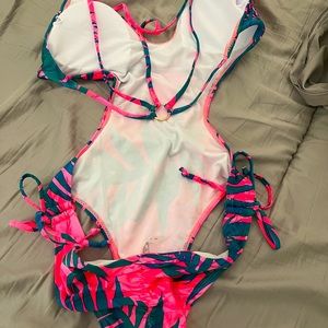 NWOT swimwear